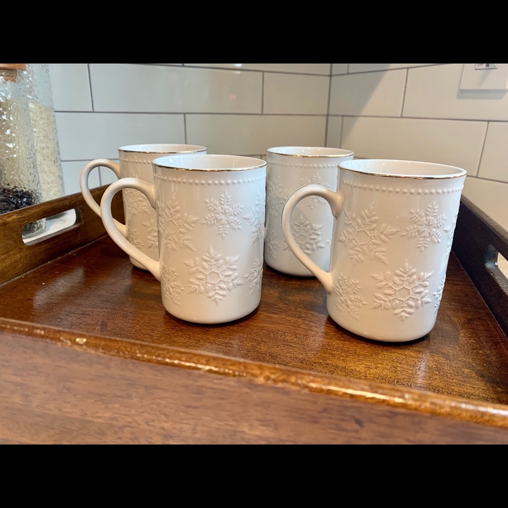 Libbey porcelain snowflake mugs